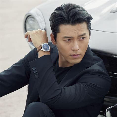 Hyun Bin omega speedmaster